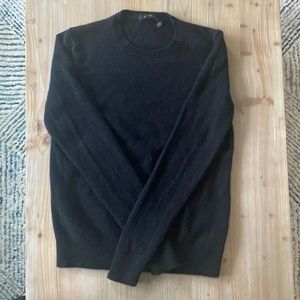 Theory Cashmere Sweater Sz M in black or navy blue